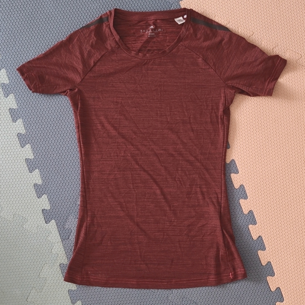 Adidas xs shirt
